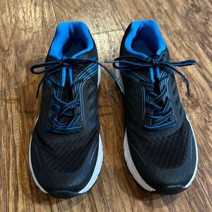 NWOT Crane Tennis Shoes